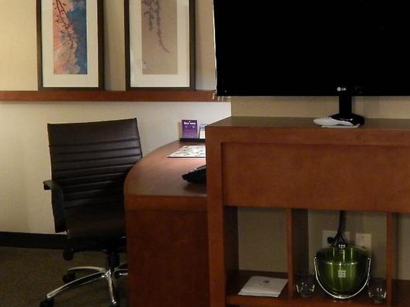 CB09D1FE46592B3C04F3DF0B2AD9C6EA