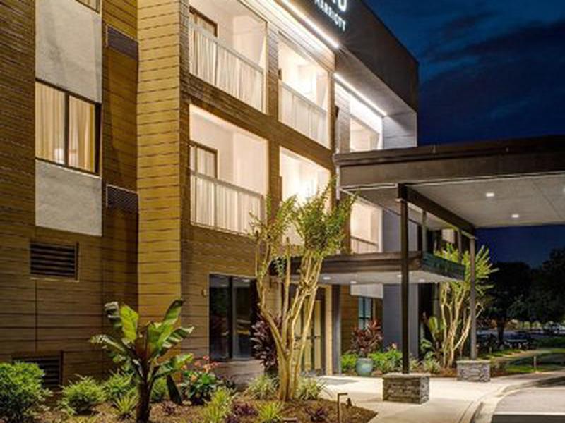 64E581281AE1B5D3142A53872919176A