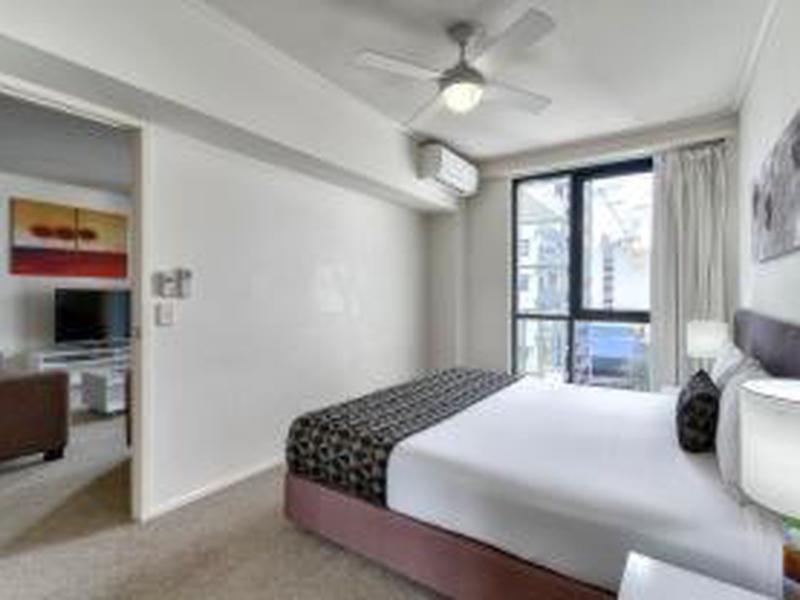 D5D30FF8E143591B3E3EC2983D1EF2EF