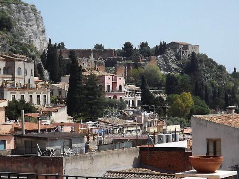 F08DC82EF8AD41B3619FEEFF94C1EB6A