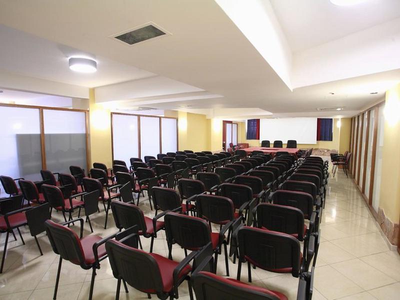 A8EF2D285C27A6042F26C8270B0779D7