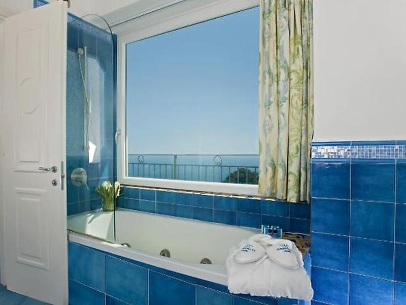 2C17D10055CA22BA6F8E0067E49FA588