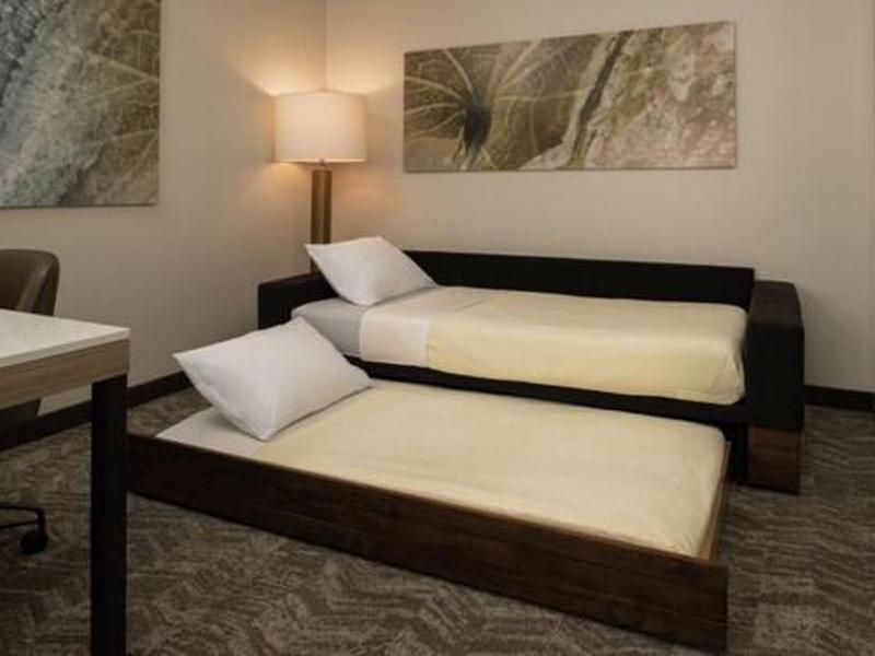 F03D0A7A7D1A191E3D3BE4C848140C2D