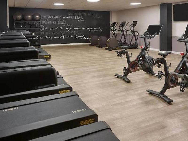 146305718A705F4C6A82C0720F071344