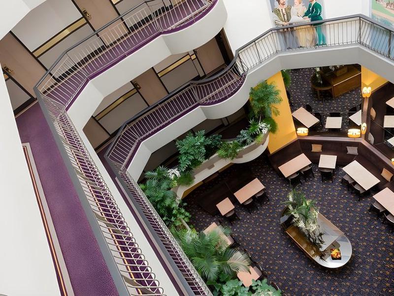 37C162EF254955C3A925B3C0CFD30E30