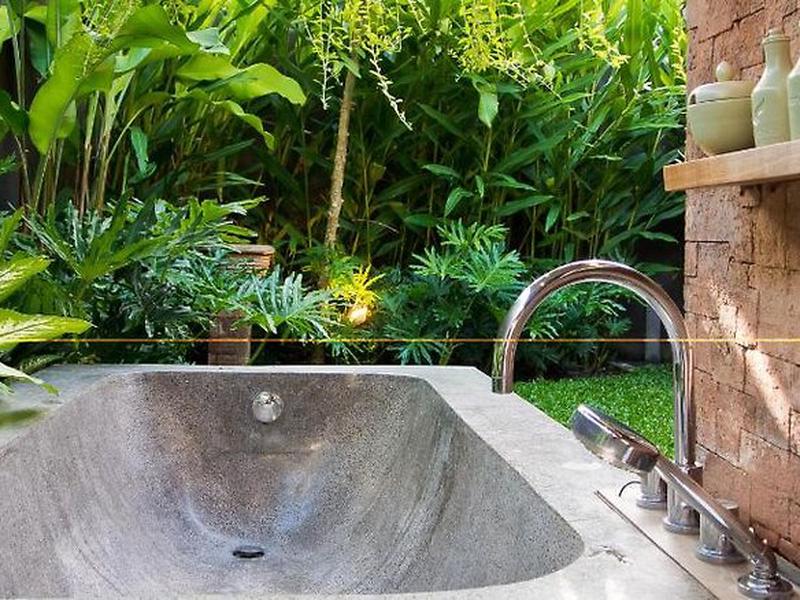 E2F9ED74080537E5DBAC5F7EE2F8ACE3