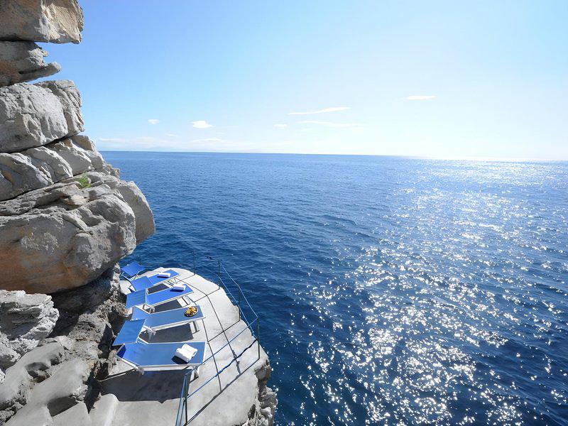 67FEC412CF2114D7BEFF8D9477D85AE2