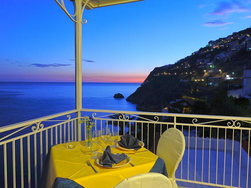 9C6550F4DEE7FA2F4AD92714953881EE