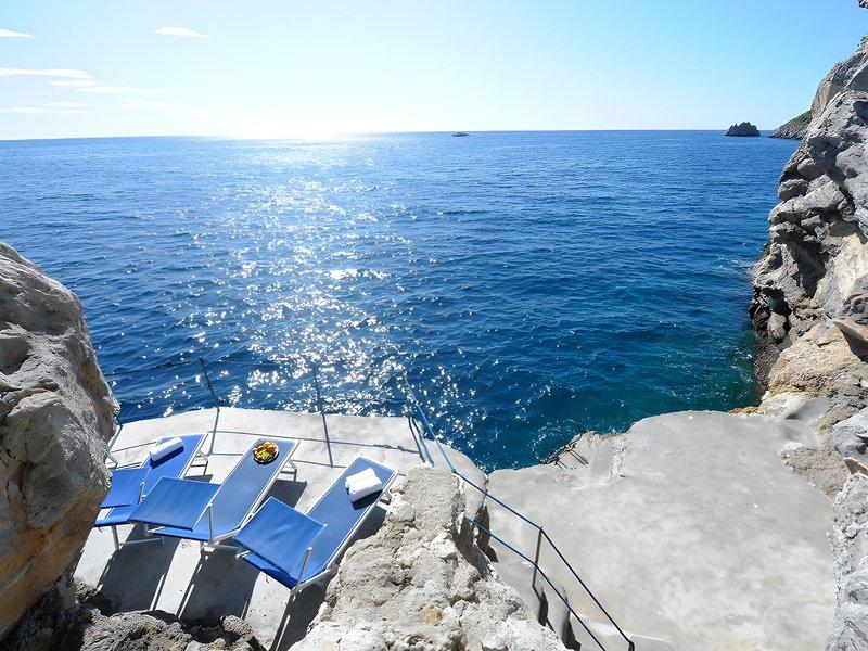 1D40B9CE78CAADE4BAF25A0339F4DC09