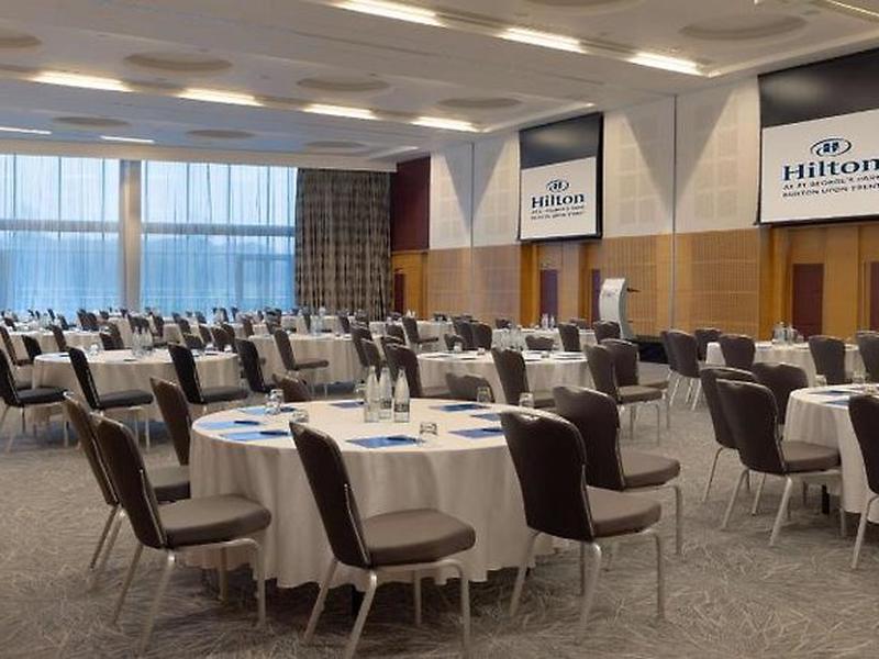 605CAF0C1A99296B426D3AA8A1A944E7