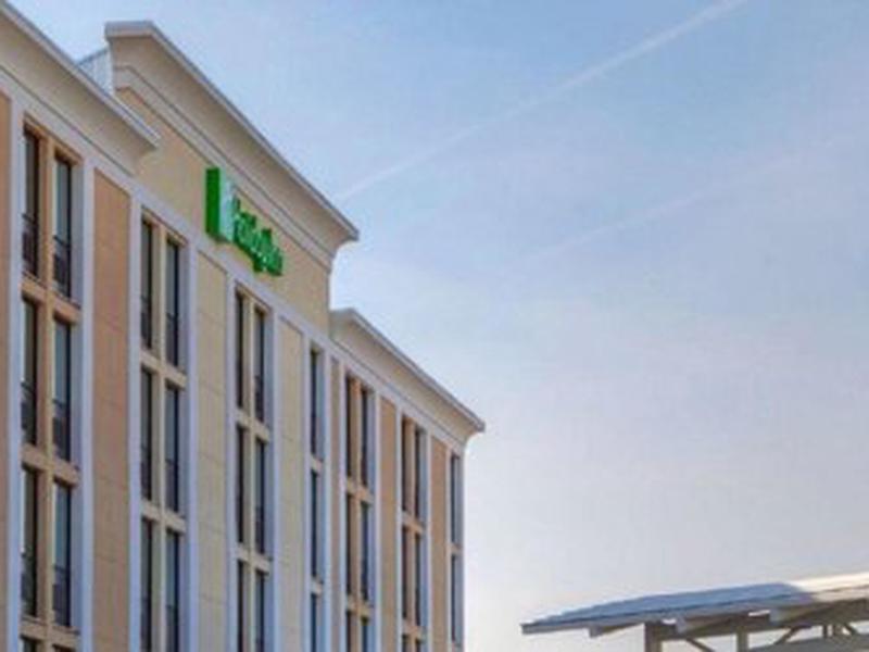 0FBAD79B1C4939670BE12385685A9376