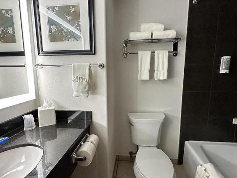 E7E9D54426E8663193914D7FC16F420F