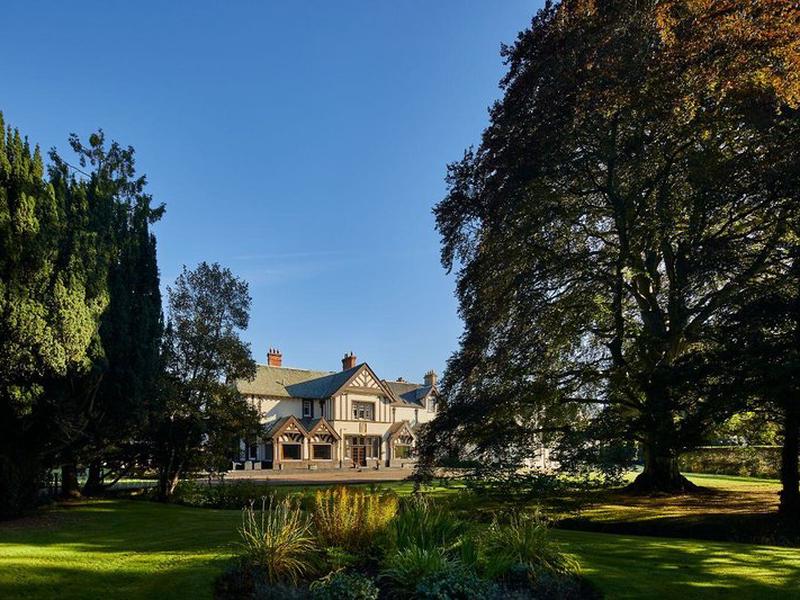 54AA69008A91E8FDAC758A5CFB8D3D25