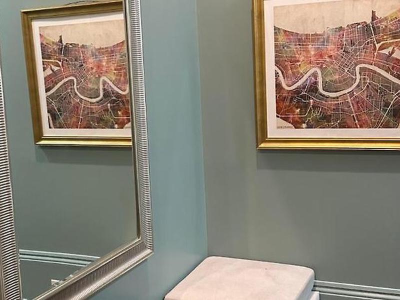 80C0EA739BA25B98D68E23223879889B