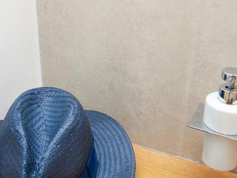 8269906A26D967B7615AB26104D6E03C