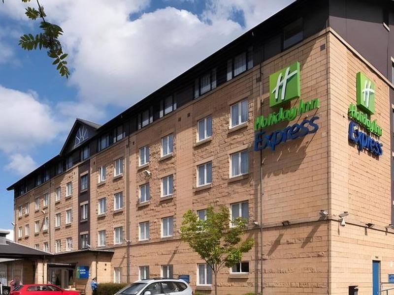 7D4F348BDA3F3FD283BDF7D488D88DB2