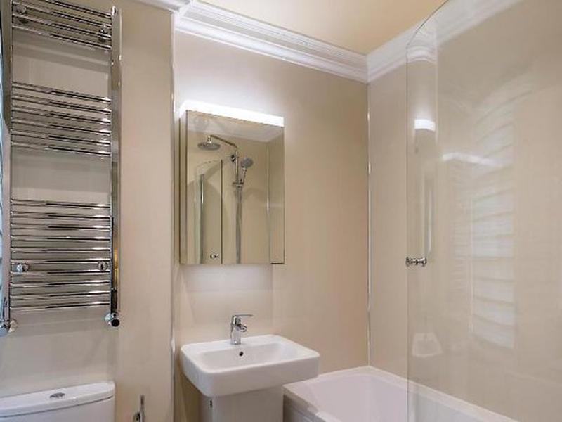 88443A587200F72E386066EDFB870B60