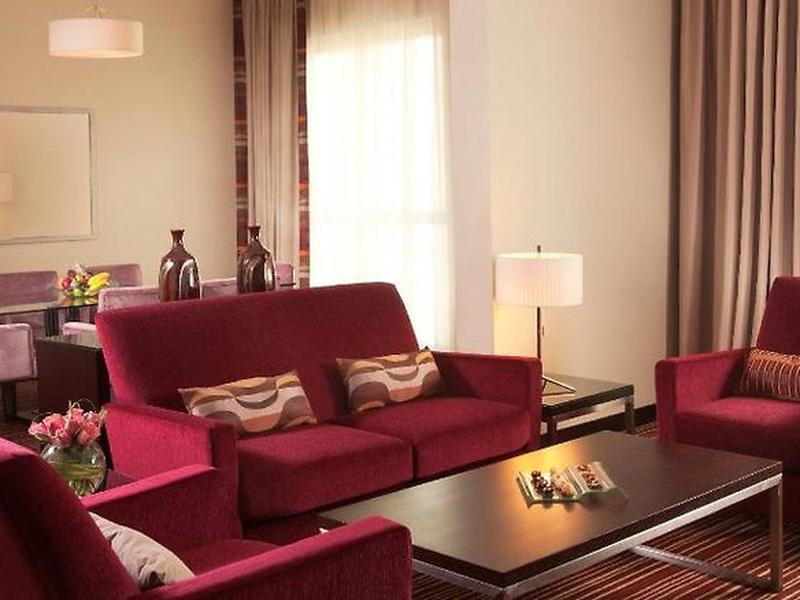 F9BA61AA8449804900A27B1D8DB71A7C