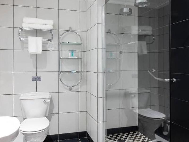 BB8D9F73EE98A5E62F1C06FBF4F98EBF