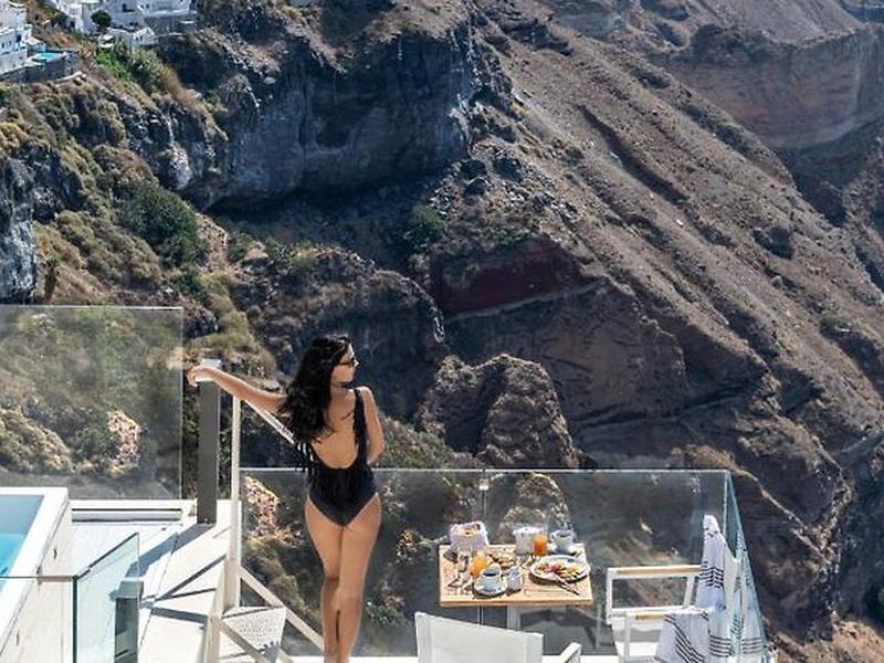 7F2E9D338DA076B1BA21D590FAF4D6C6