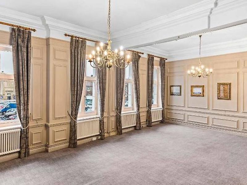 E62578BB628850B3403DDF8AD745D738