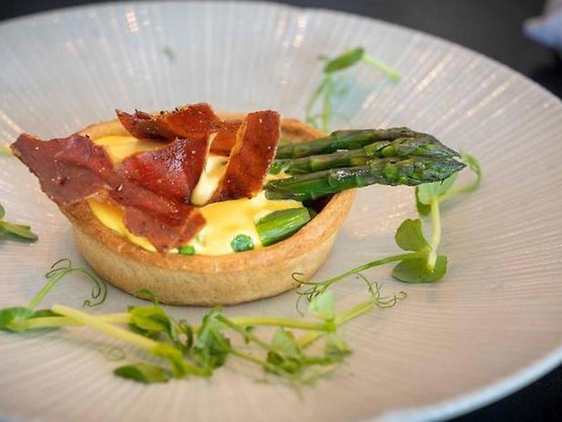 DFF578378E89851A8346D6CCD6F23201