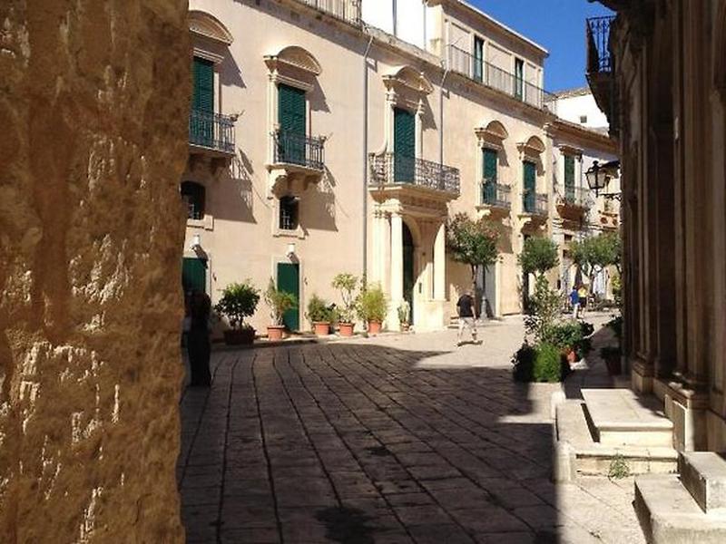 1A1E5D8C101399F2FD0C9DA962237F48