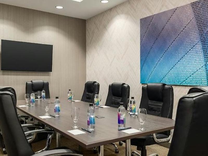 66D560629484D54B192D90E555D384AC