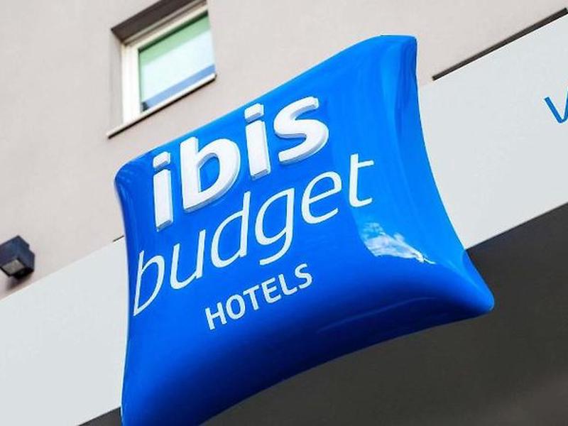 6966D80305090D62C3EA779F037DF456