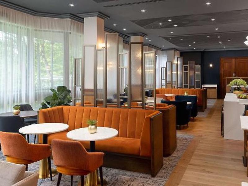 E2C98E6F86C40F86A9E9763BBEC5177B