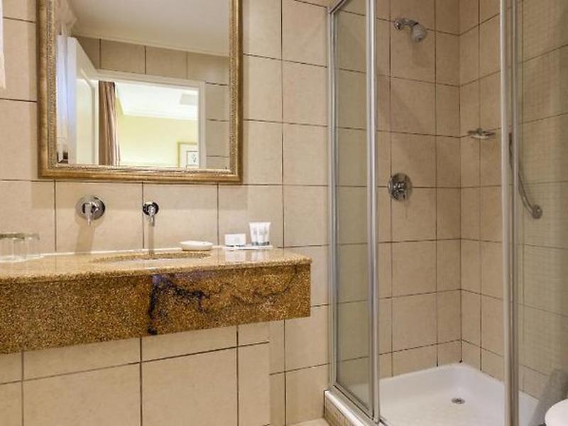 C104C73040FC144FB519D0E708410985