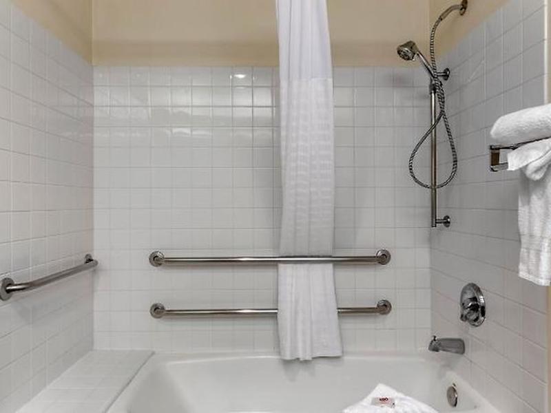 4B63B50F88B542350E007221936B1B35