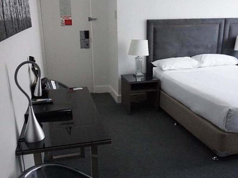 E3E6C2C8CAAE6EEFF3144C827FFCF072