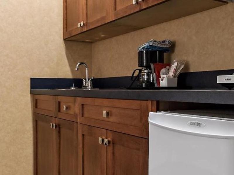 16536A28CF788F41830755F1ABE35A0E