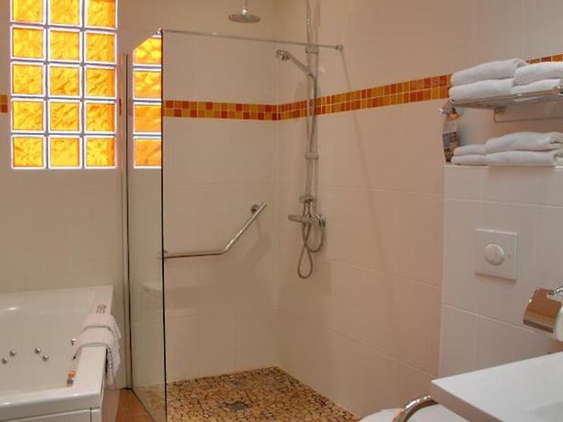 ED8D0DCAC31660FFBEA0980330E508C8