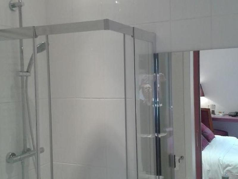 56A1EEAA1EAF5F27171F678589266070