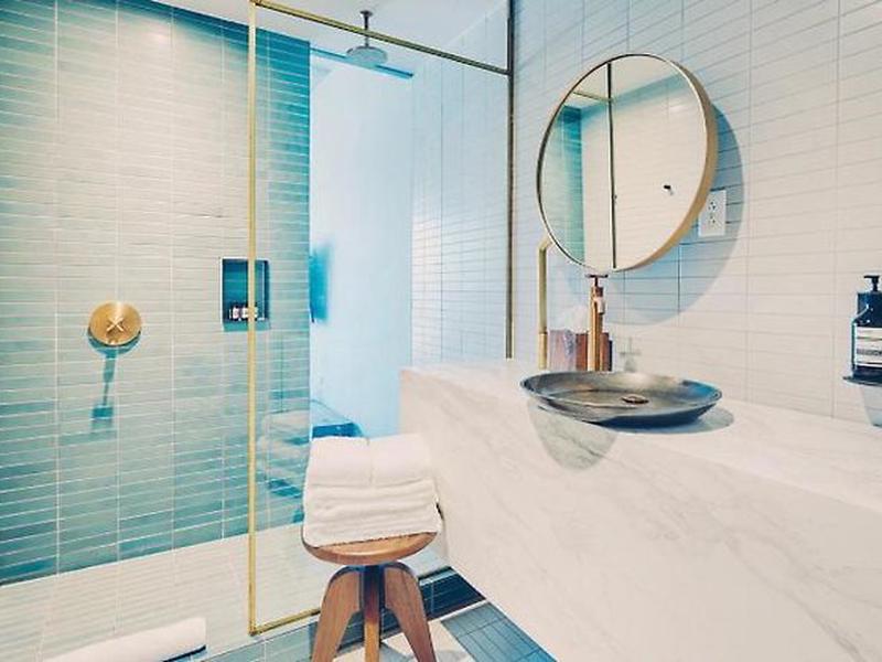 27610810BEBD1C7ABFB0F3A46894916D