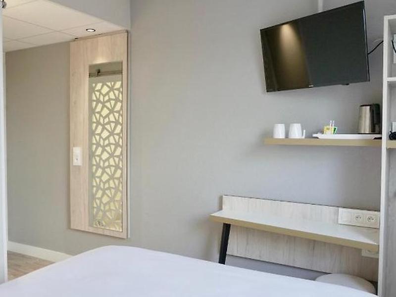 4F85F29007F77CDA49F3EBD825B269A0