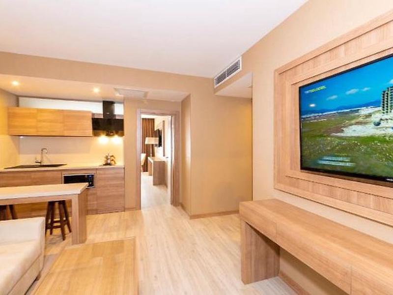 2B7AA7120D5B66707C98D0A2FD316EB9