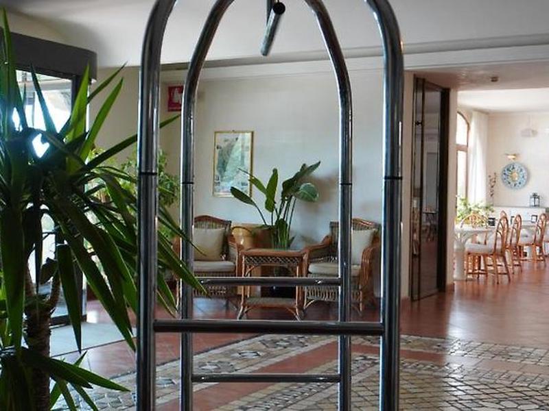 B4028E2F51B6498590787CAE8436D36F