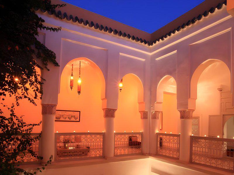 2320356DEC722E35D22B73086381881E