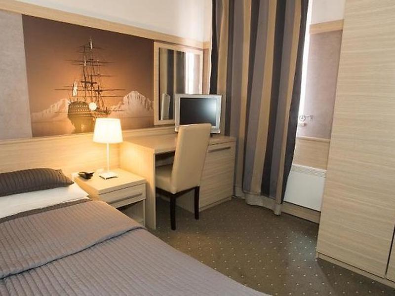 D7FABF44BF1F65BD10C588BC4F8DB4CE