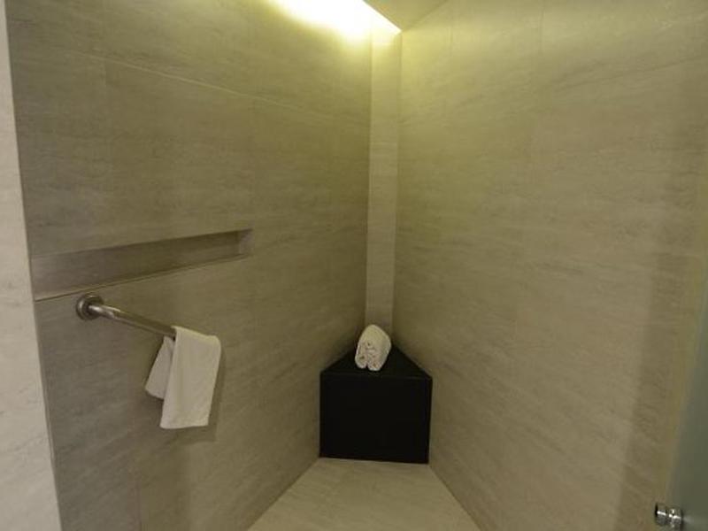 94C3DB42293F61A06B29D7BCA6BB0E29