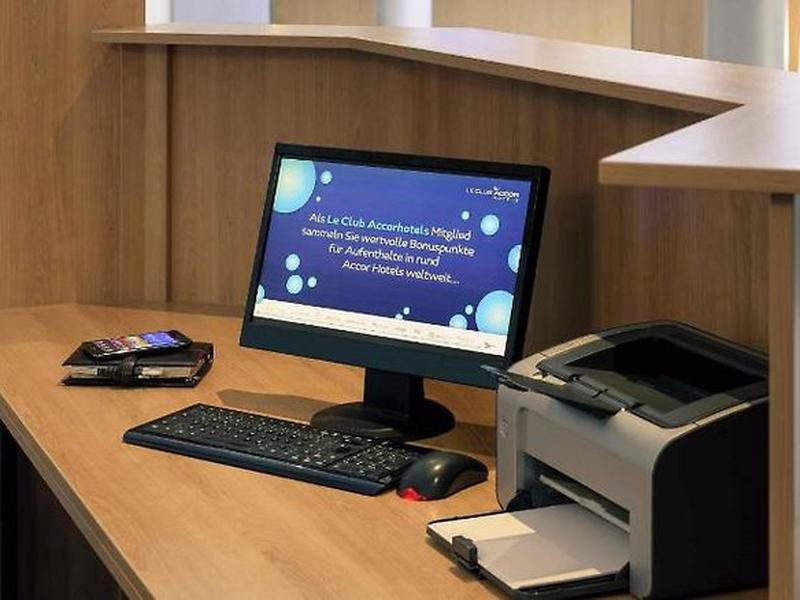 F09384917D0E2D715DE59379937C91F4