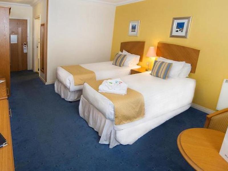 EFF242B6674DD5807FA0DC89867CF86F