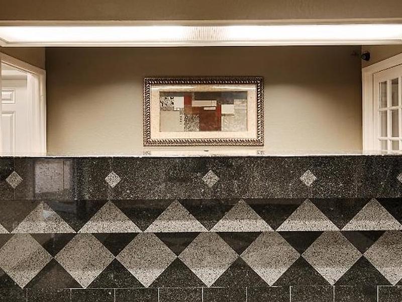 AE22A0E701FA1FC5C97FB676C6C40A5B