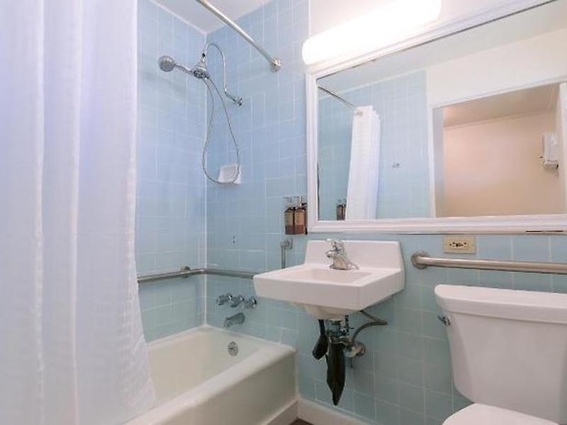 24431C27F19A0E0C70D052D0DEE119C6