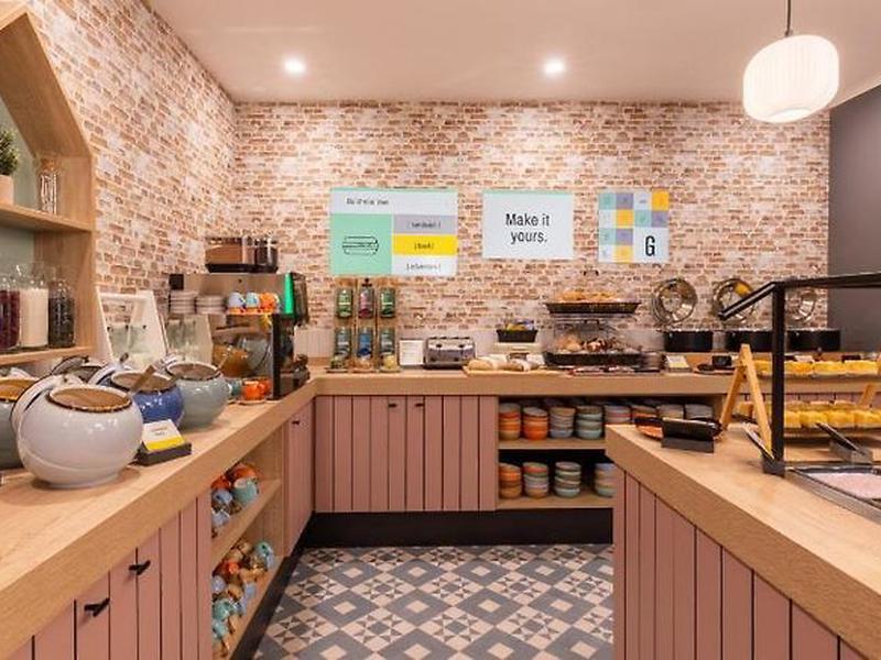 2C3A96B90AA27F8A000CE989BF196BC3