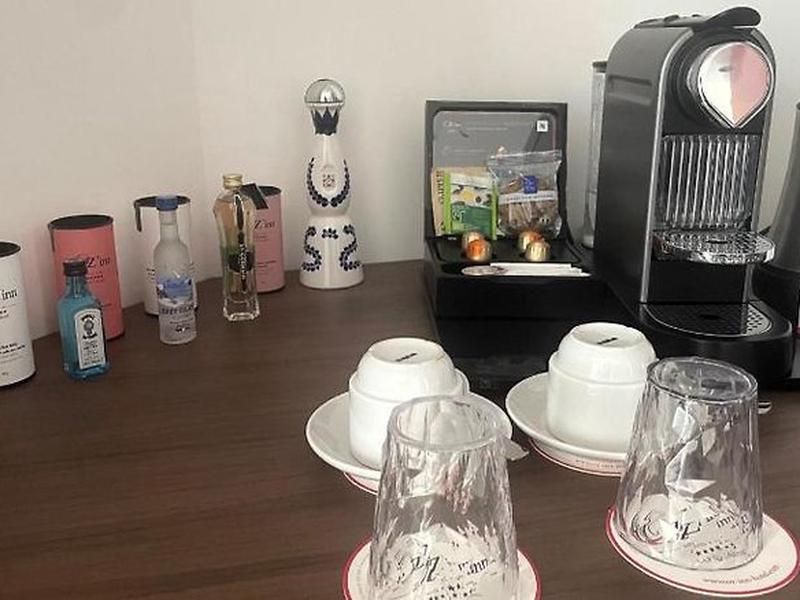 DA49D6640760F6A96B8B7B17CD1EE30B