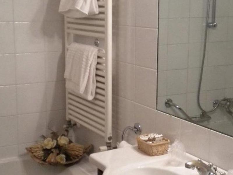 9B7907E378BC1206DBC593A14B88B2F2